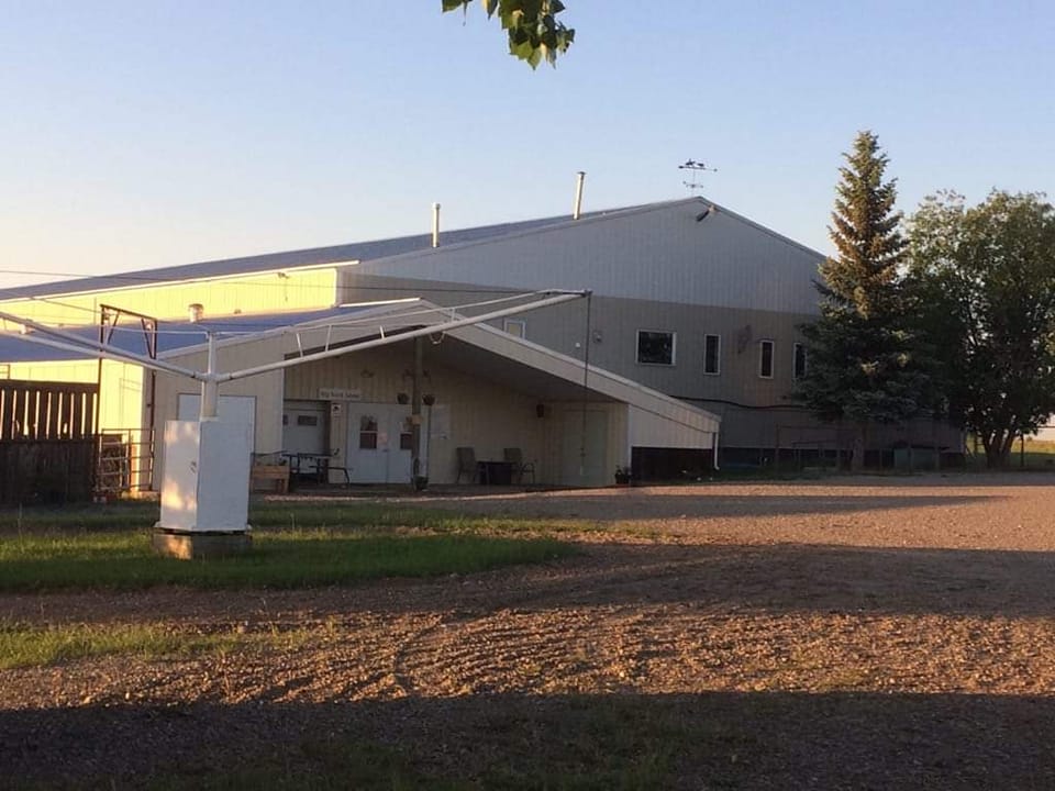 Black Magic Quarter Horses & Big Rock Arena